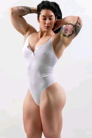 Hot babe with nice curves