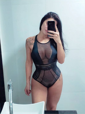 Bruna Mendonça - beautiful body