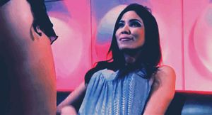 Wife experiments with lapdancer