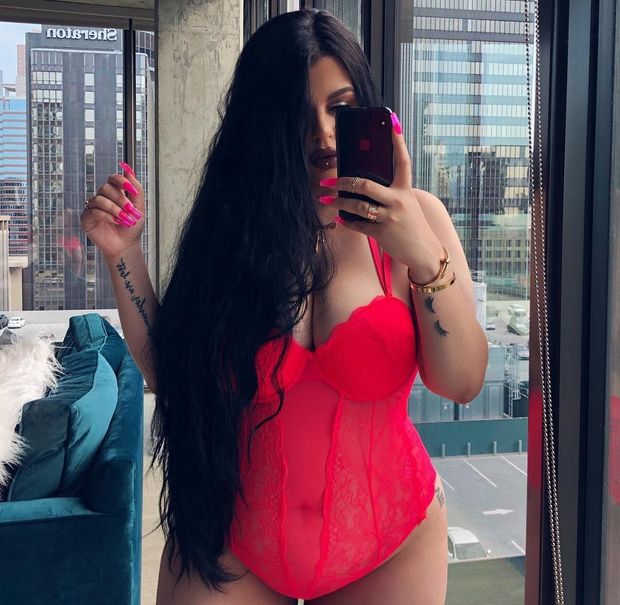 Stunning BBW