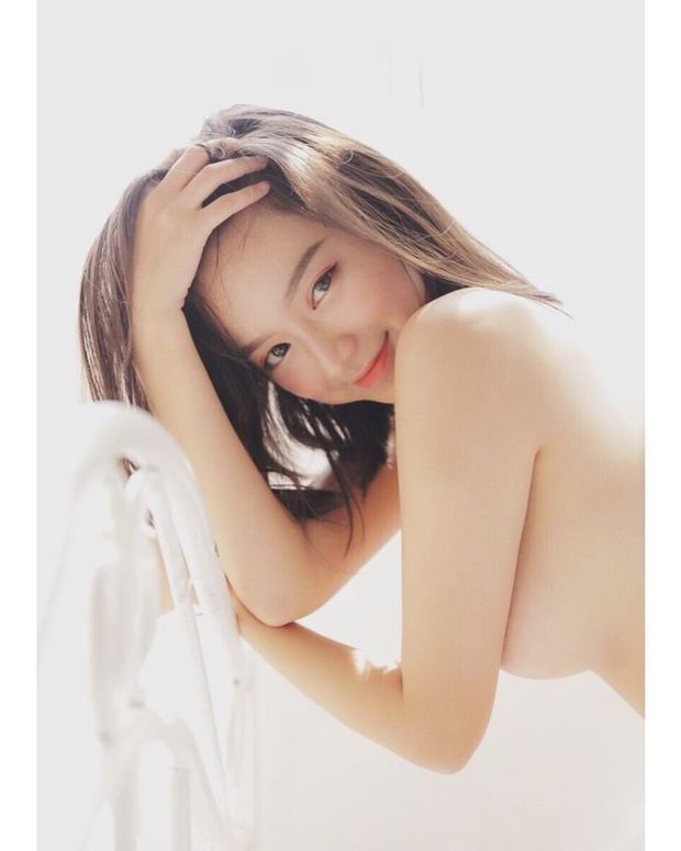 really cute vietnamese model