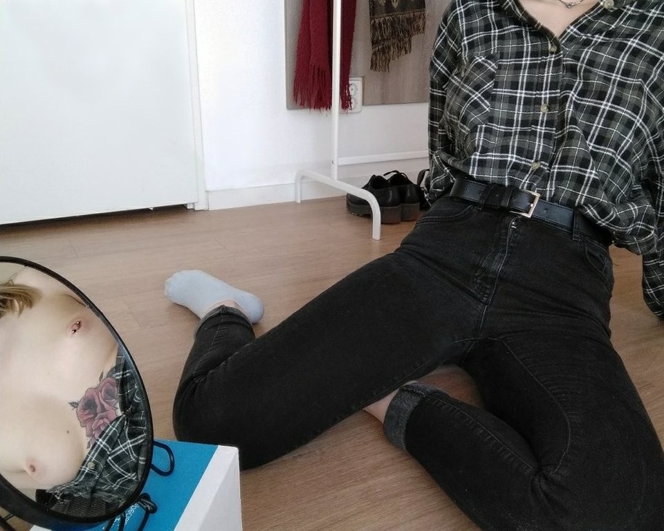 I can do magic tricks (mirror)