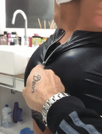 Zip it down
