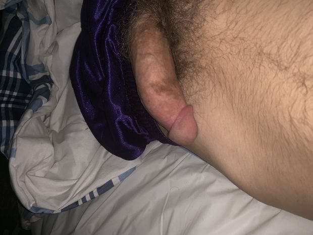 Long hairy dick but not to hairy