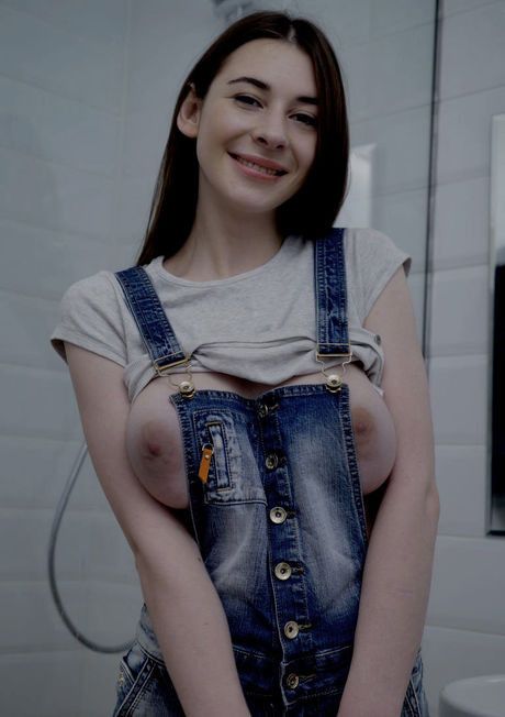 Overall tits