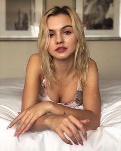 Alana boden is looking sexy as hell with big boobs and cleavage