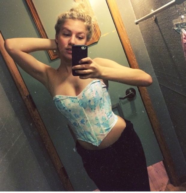 Courtney miller mirror shot