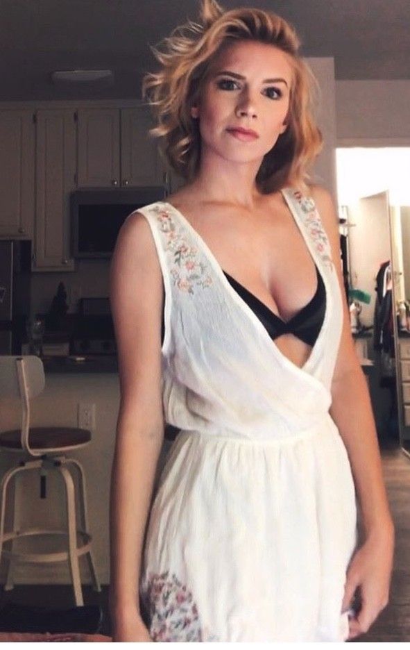 Courtney Miller looking fine in dress