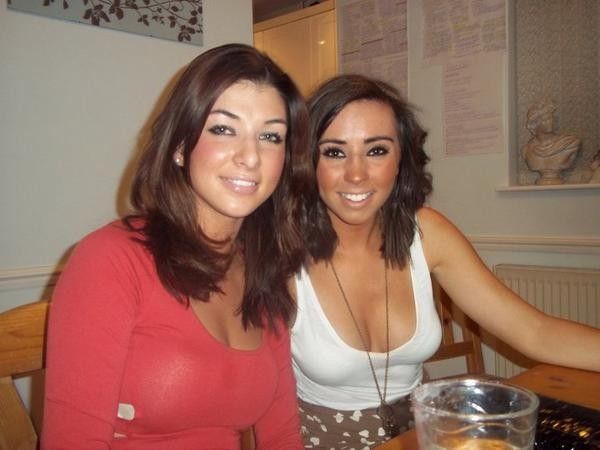Sexy teen brunettes