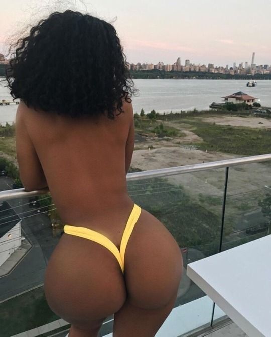 Sexy bikini with amazing ass