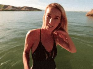 showed her tits and gave herself to a guy