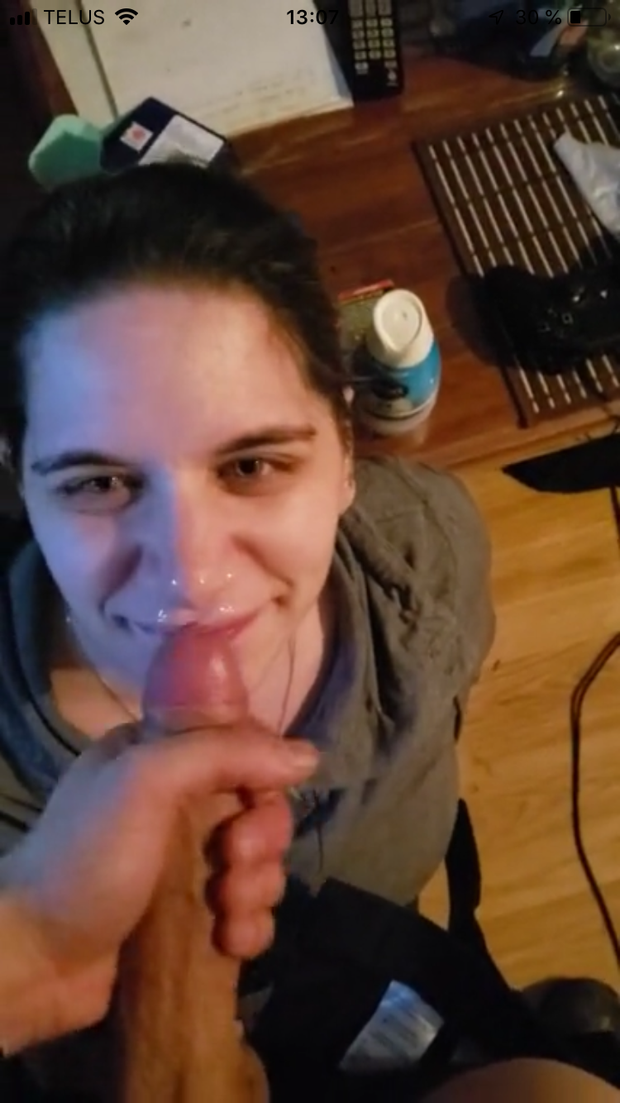 Beckafrancis2530  on jaft , Marié(e), 25 ans, 5'09'',5'10'', 120 lbs  Région de Québec