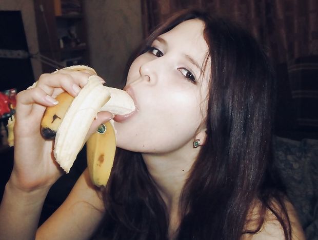 Banana blowjob tease