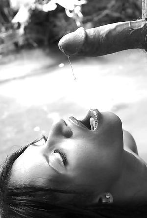 Молоденькая сосочка