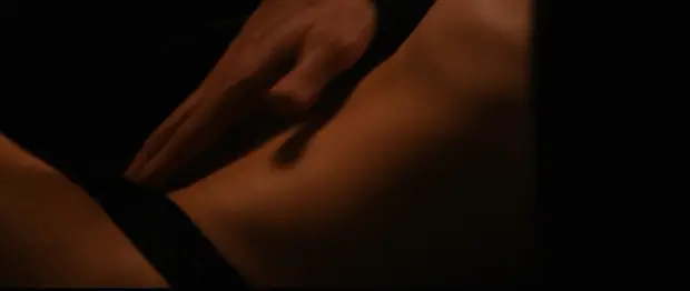 Hand down jlo's panties
