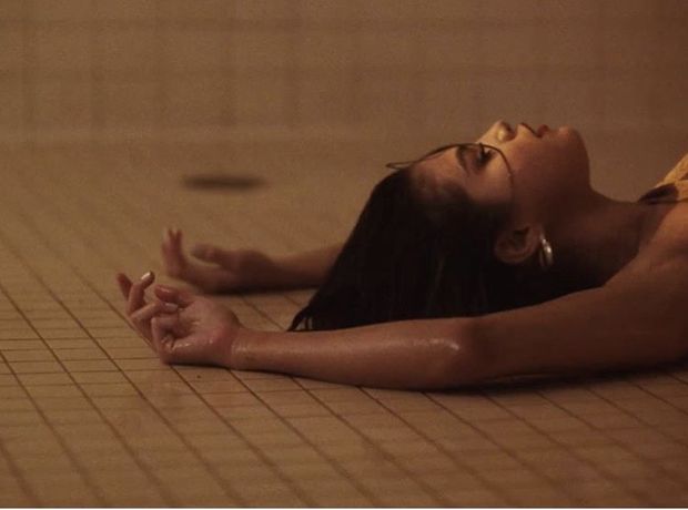 Selena Gomez fucked silly in shower
