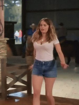 debby boob bounce