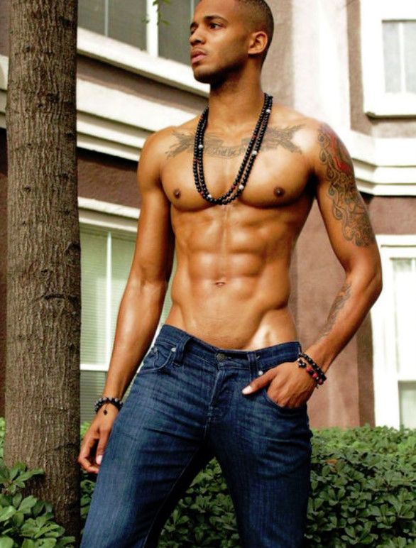 Sports gay! gay men with a naked torso Photos stripped to the waist of beautiful sports gays with a naked torso
