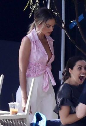 Margot Robbie Nip Slip and Sexy in Public