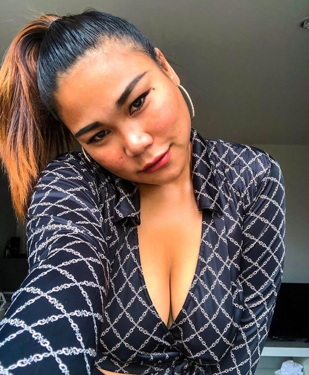 ASIAN MILF