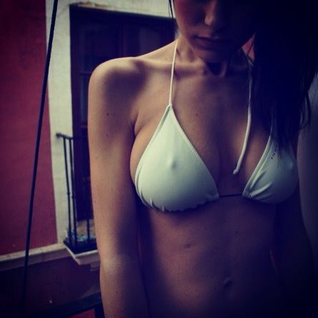 Beautiful celebrity,Bikini, Hot  Photos And Videos.