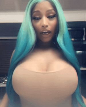 nicki tits