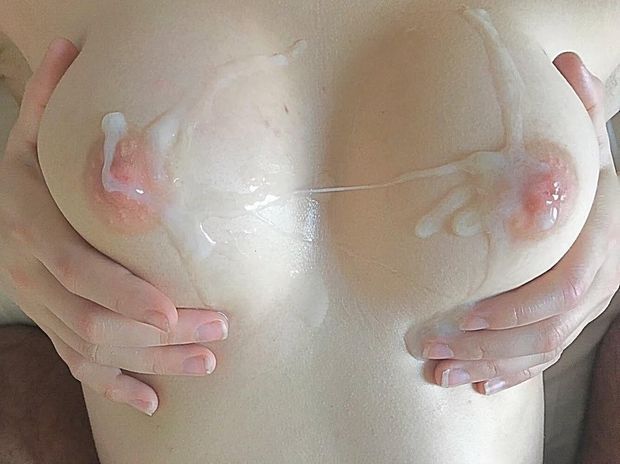 Thick cum on tits