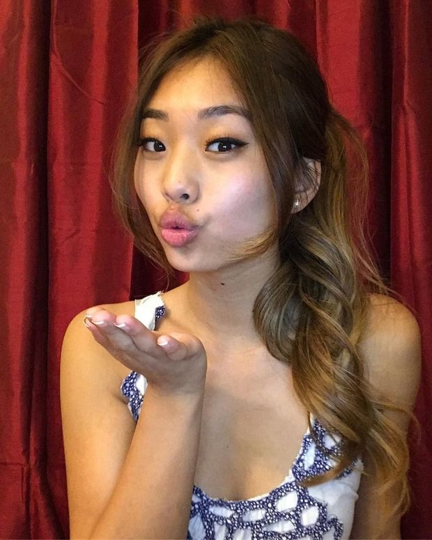 beautiful asian teen