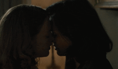 Anna Paquin, Holliday Grainger – Tell It to the Bees