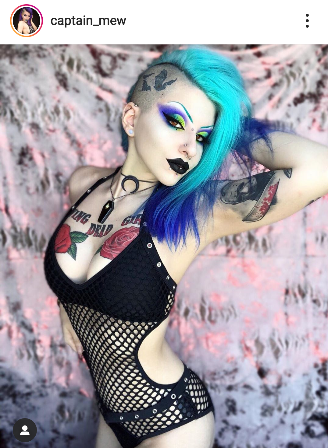 Tats on Mew