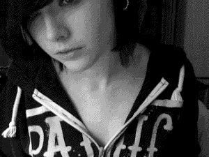 Caroline Mosley (Snorl4x) Gif