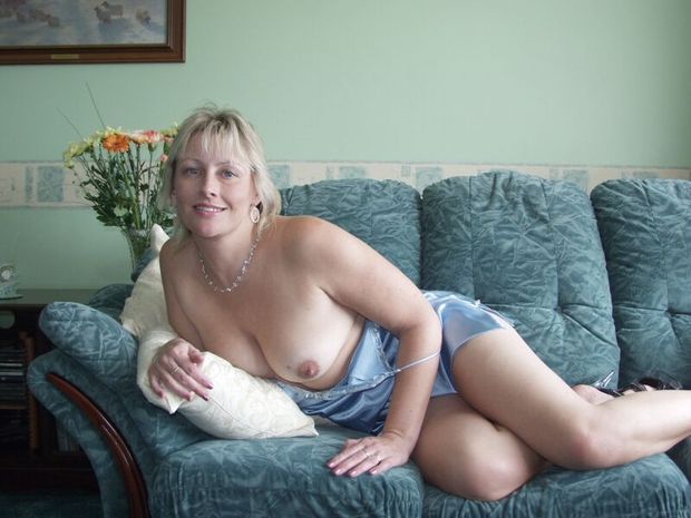 milf boobs