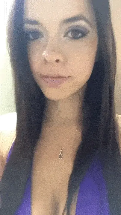 Flashing great natural tits - Countdown