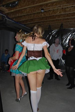 Booty in Dirndl