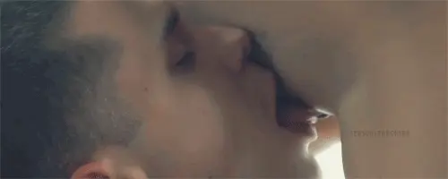 teen getting her pussy licked while blind folded