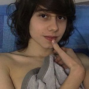 Sayuri Mattar - very sexy