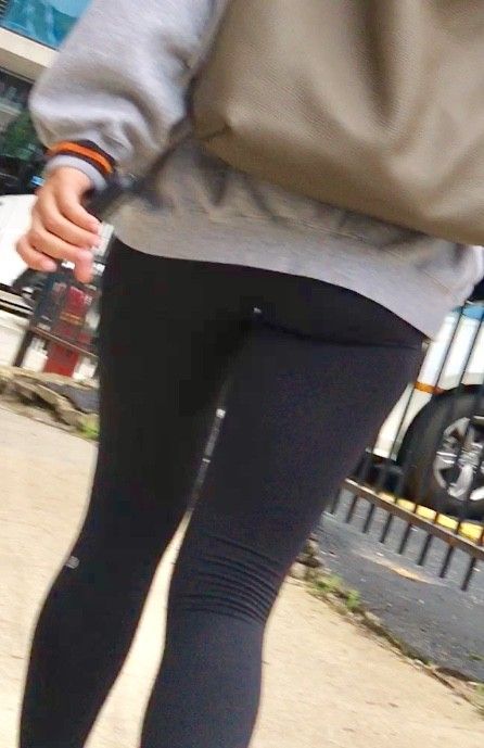 Hot ass in leggings