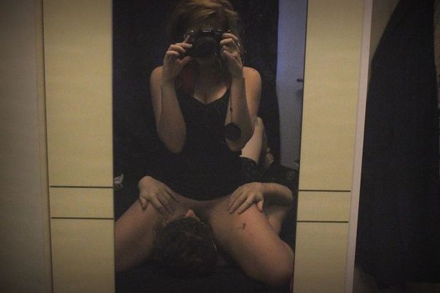 amateur self pic. yummi