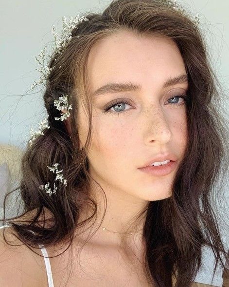 Jessica Clements