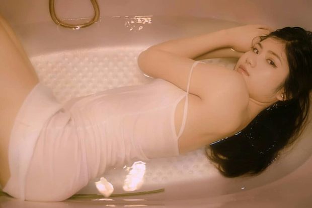wet dress