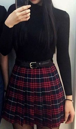 Let's just say it's a fashion preview selfie