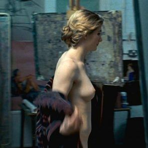 Jodie Whittaker Nude & Sexy Pics
