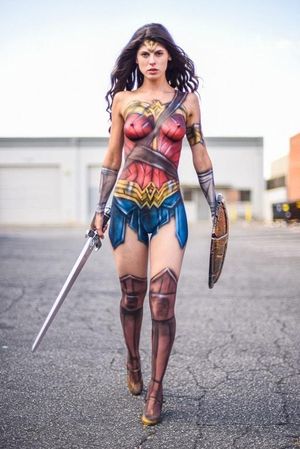 Wonder Woman bodypaint