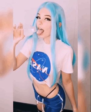 I want you cum to soak me just like the water is