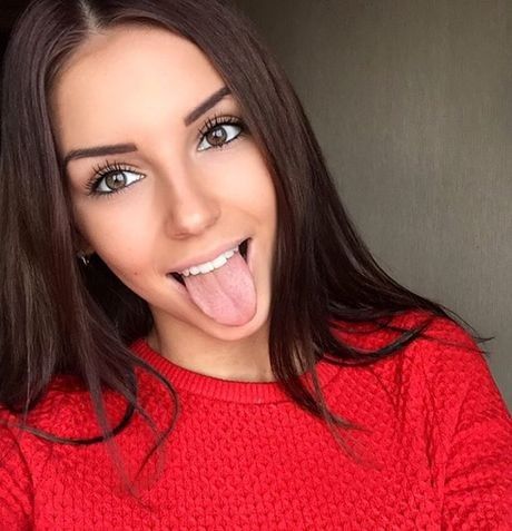 Galina dubs is looking sexy as hell