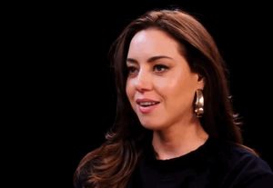 Aubrey Plaza cleaning mascara up after I throat fucked her