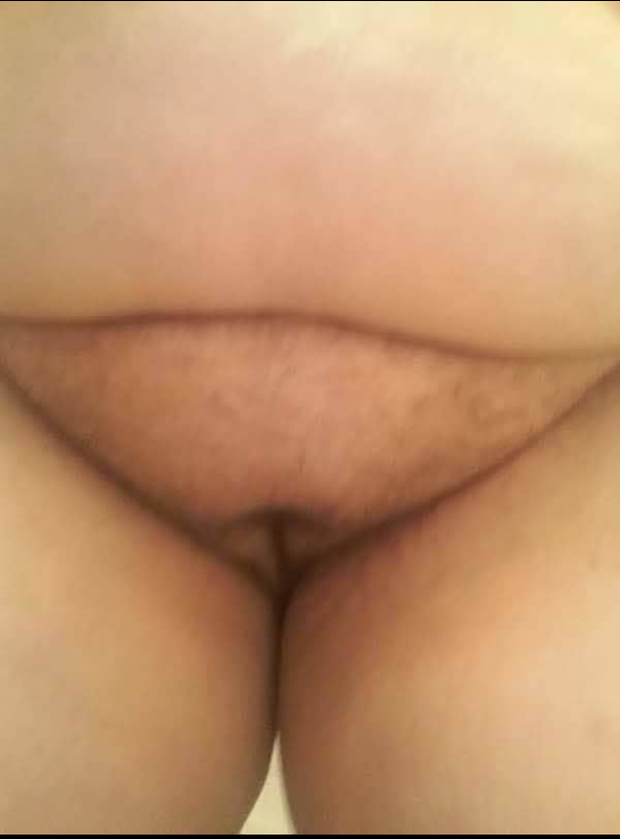 Peek-a-pussy