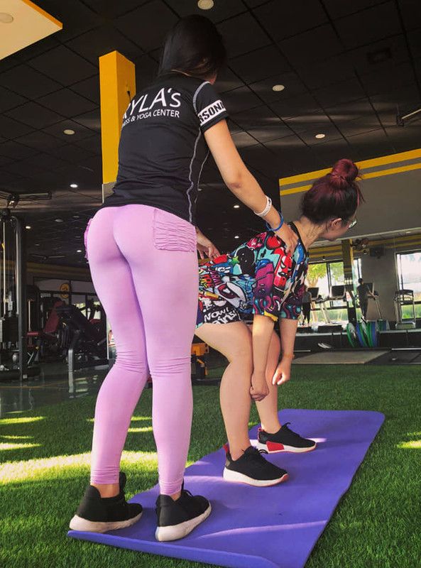 tight legging ass