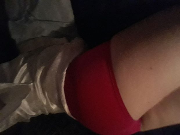 Amateur sissy craving shemale cock