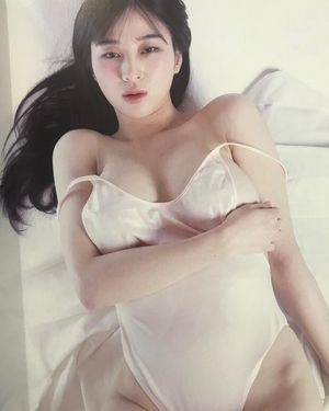 beautiful korean model